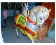 Grand cheval de manège, carrousel,